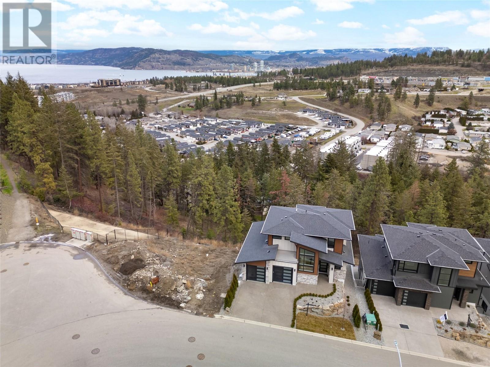 830 Westview Way Unit# 13 West Kelowna