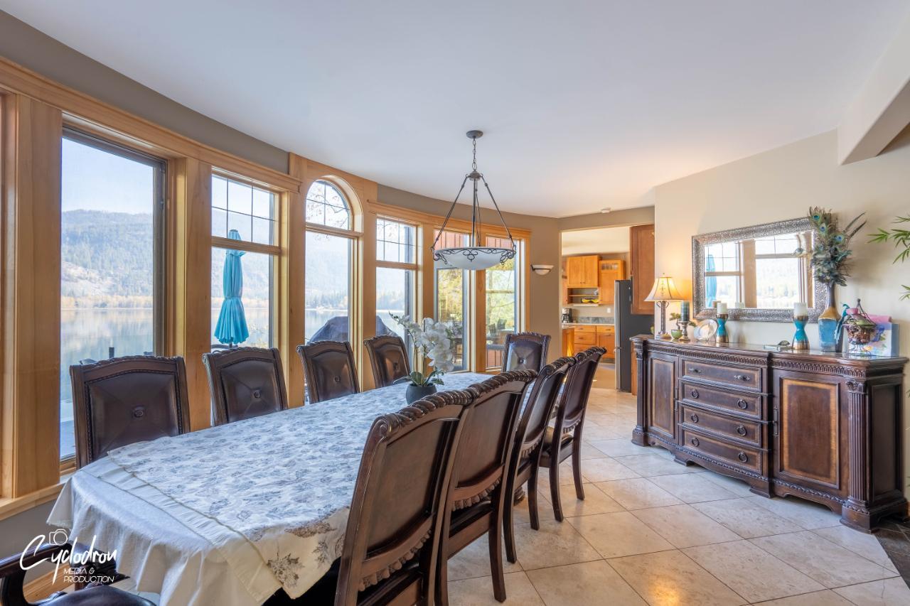 1722 West Lake Drive, Christina Lake, British Columbia  V0H 1E0 - Photo 15 - 2476617