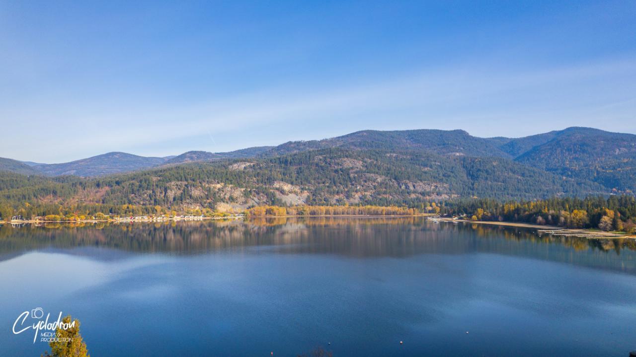 1722 West Lake Drive, Christina Lake, British Columbia  V0H 1E0 - Photo 4 - 2476617