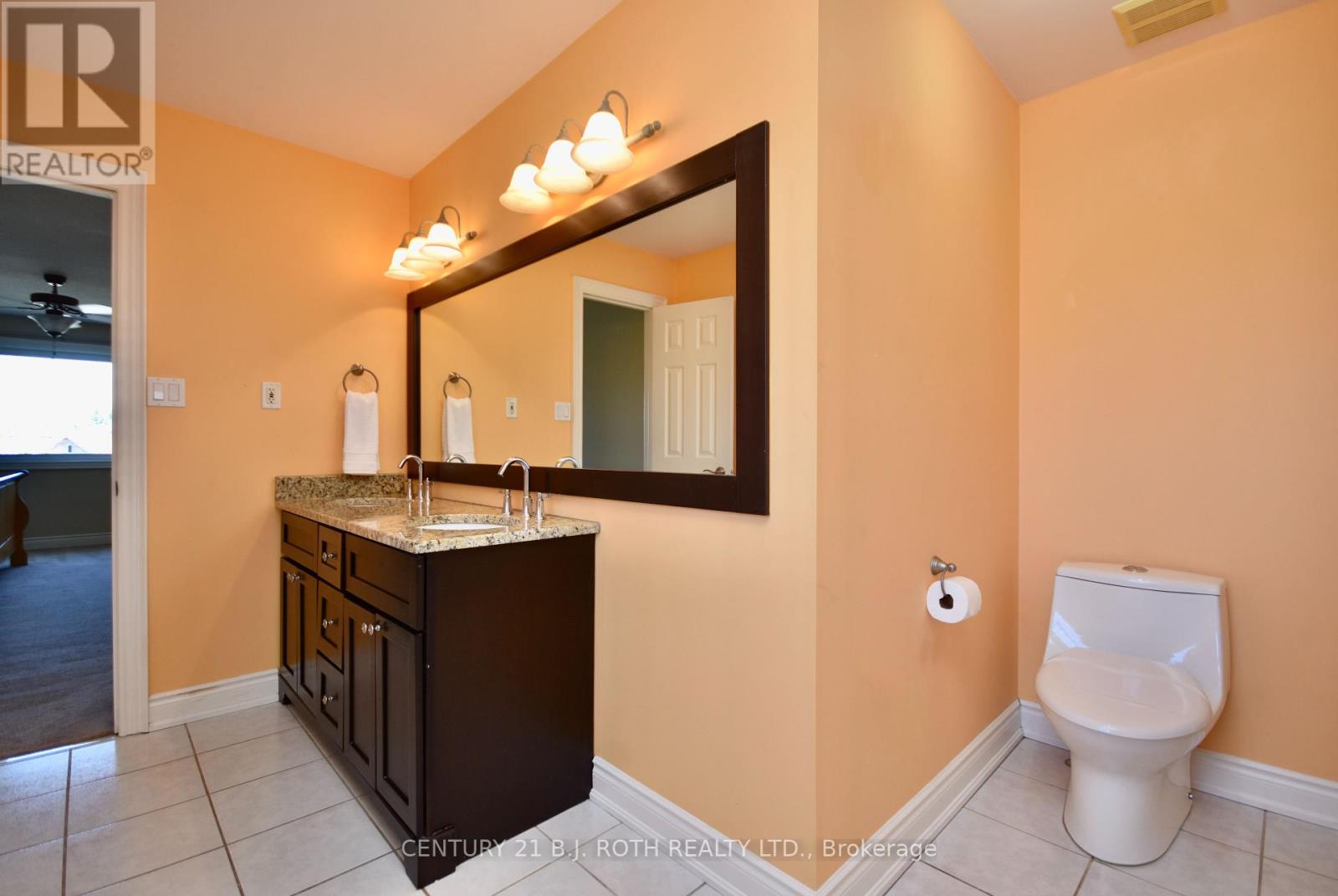 17 Newberry Court, Barrie, Ontario  L4N 0M9 - Photo 25 - S8298836