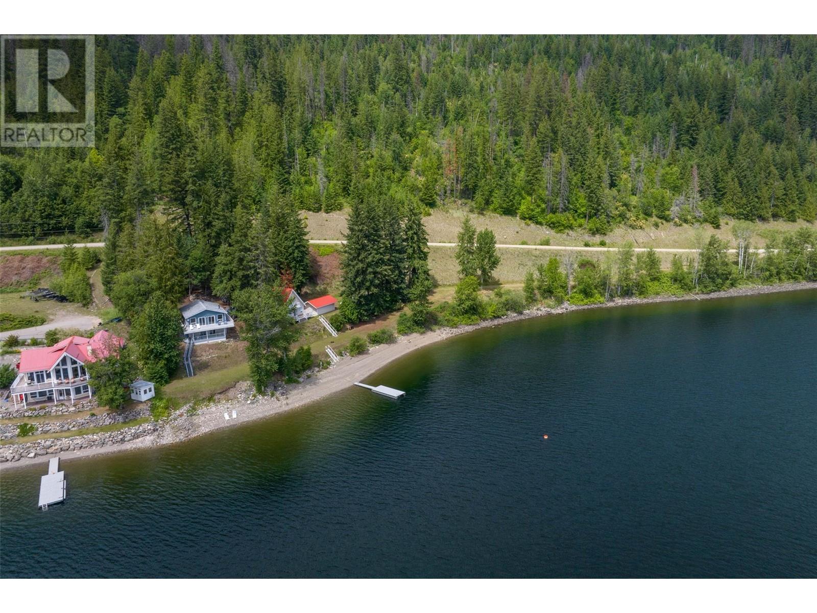 8298 Squilax Anglemont Road, North Shuswap, Anglemont 