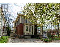 56 RIVERVIEW AVE, london, Ontario