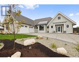 3381 Manchester Dr Crown Isle