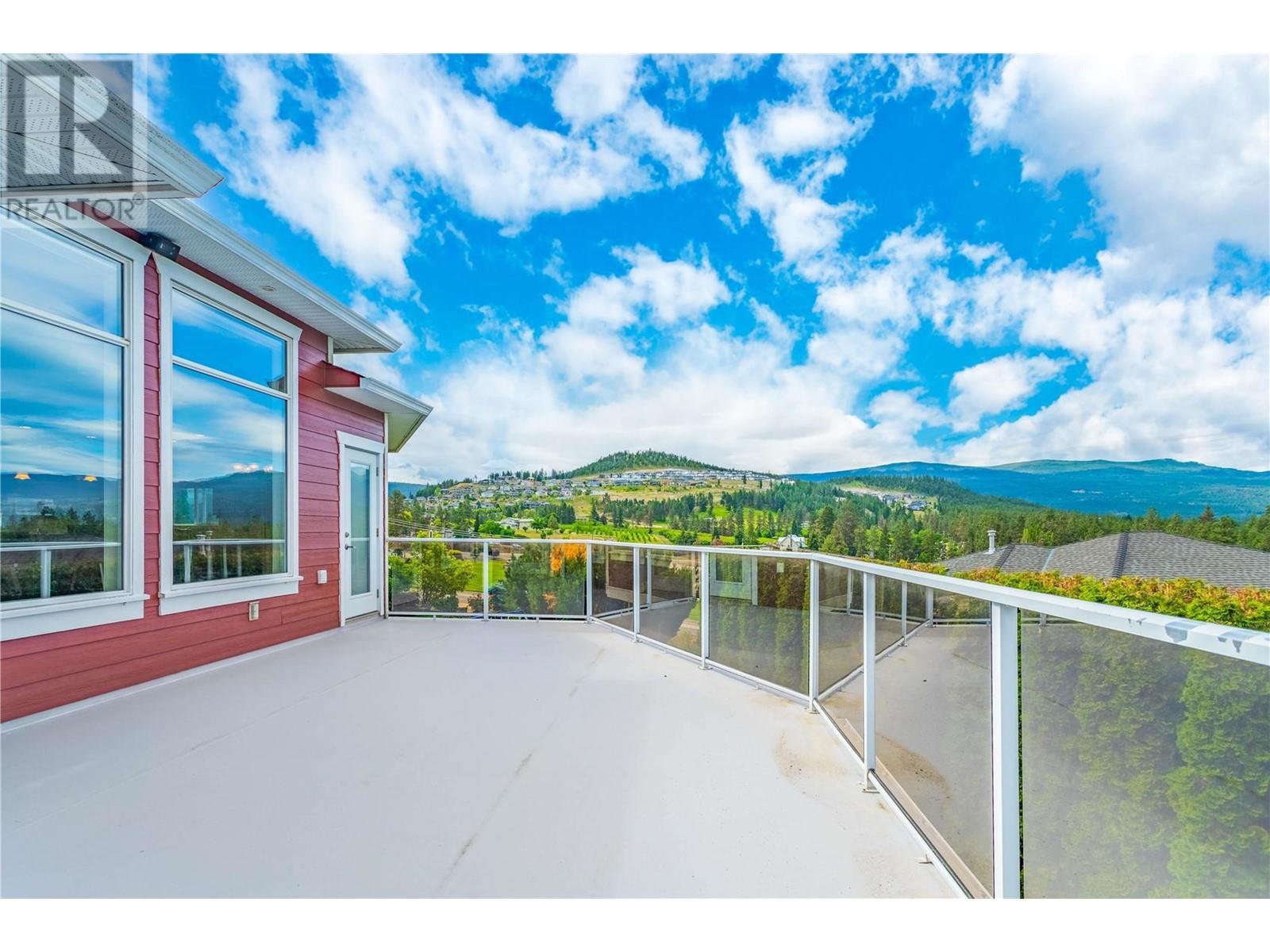 1102 Hume Avenue Kelowna