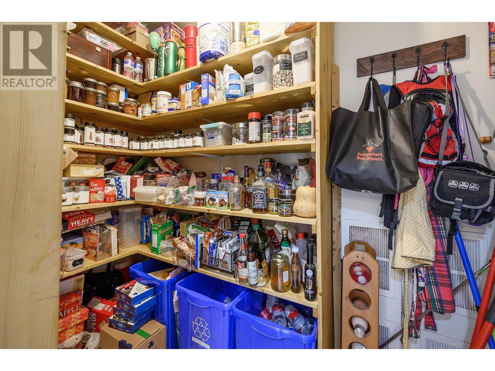 956 Barber Rd, Clearwater, British Columbia  V0E 1N1 - Photo 13 - 178209