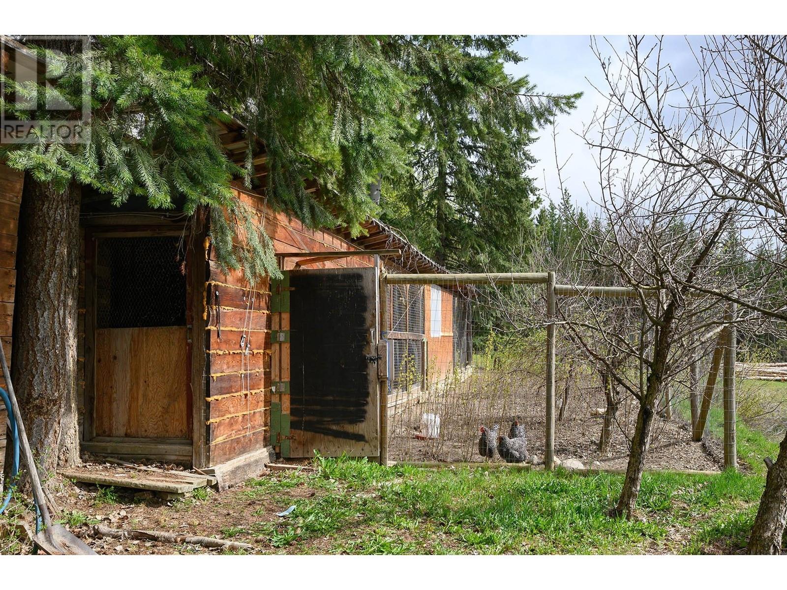 956 Barber Rd, Clearwater, British Columbia  V0E 1N1 - Photo 68 - 178209