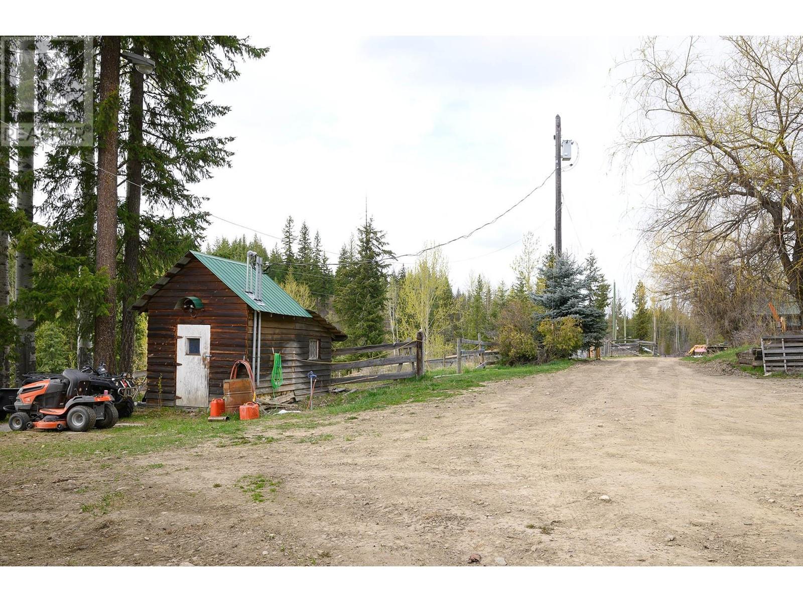 956 Barber Rd, Clearwater, British Columbia  V0E 1N1 - Photo 74 - 178209