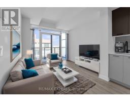 #811 -2300 ST CLAIR AVE W