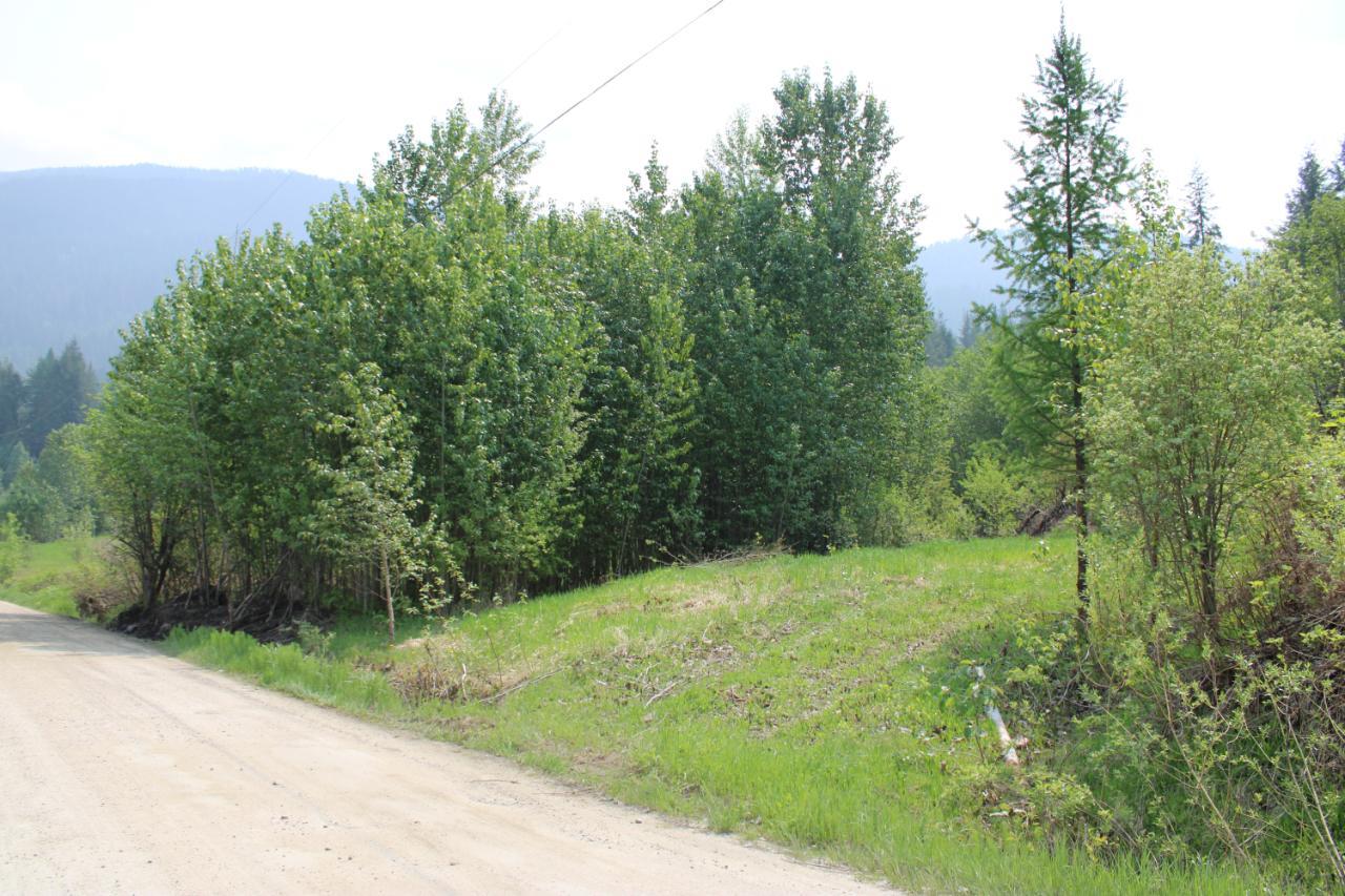 6851 Fern Road, Appledale, British Columbia  V0G 2J0 - Photo 14 - 2475537