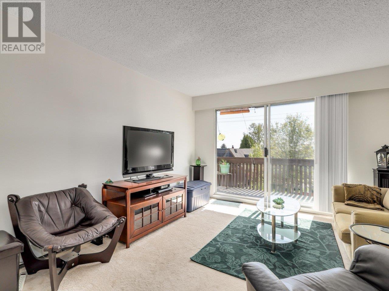 204 910 Fifth Avenue, New Westminster, British Columbia  V3M 1Y2 - Photo 5 - R2878417