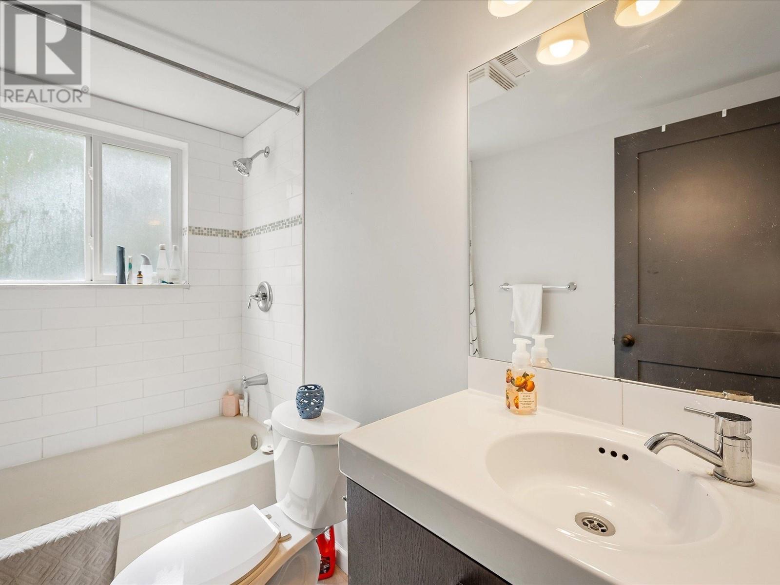 7392 Larch Street, Pemberton, British Columbia  V0N 2L0 - Photo 22 - R2878390