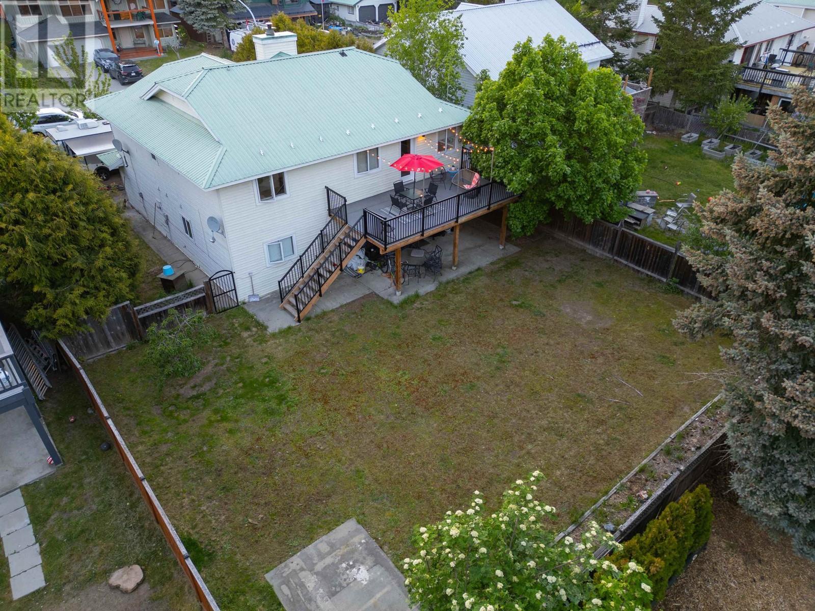 7392 Larch Street, Pemberton, British Columbia  V0N 2L0 - Photo 26 - R2878390