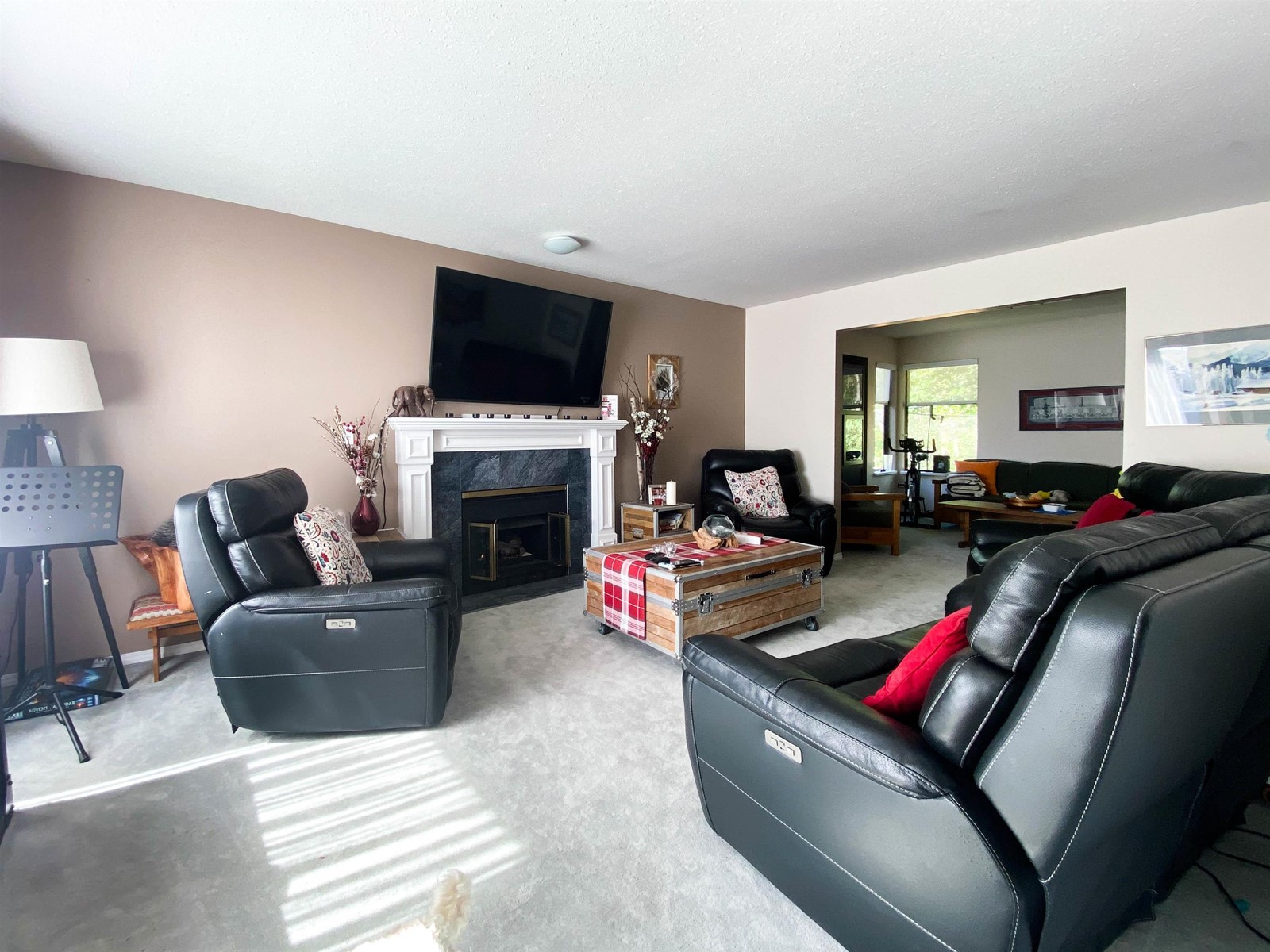 7883 162b Street, Surrey, British Columbia  V4N 0M8 - Photo 2 - R2877927