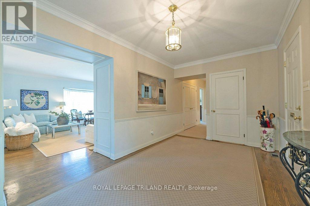 138 Hunt Club Dr, London, Ontario N6H 3Y7 (26840750) Cindy Cody