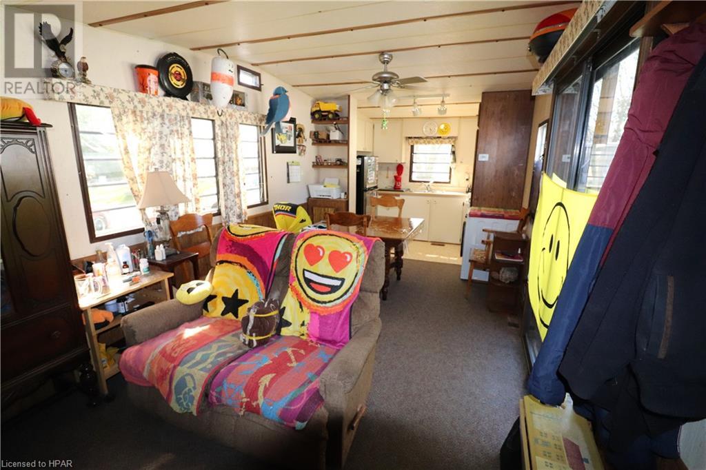 40201 Vanastra Road Unit# 14, Huron East, Ontario  N0M 1L0 - Photo 14 - 40578911