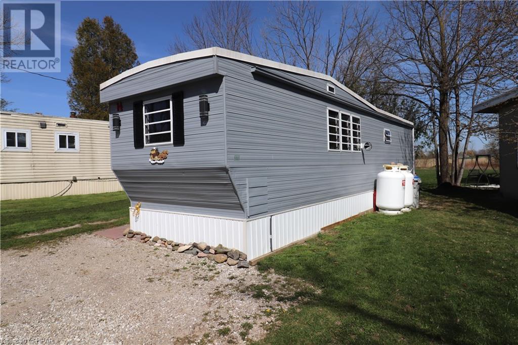 40201 Vanastra Road Unit# 14, Huron East, Ontario  N0M 1L0 - Photo 23 - 40578911