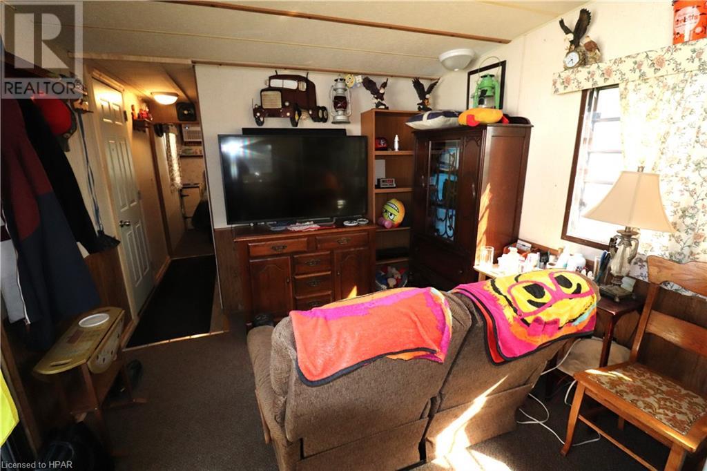 40201 Vanastra Road Unit# 14, Huron East, Ontario  N0M 1L0 - Photo 11 - 40578911