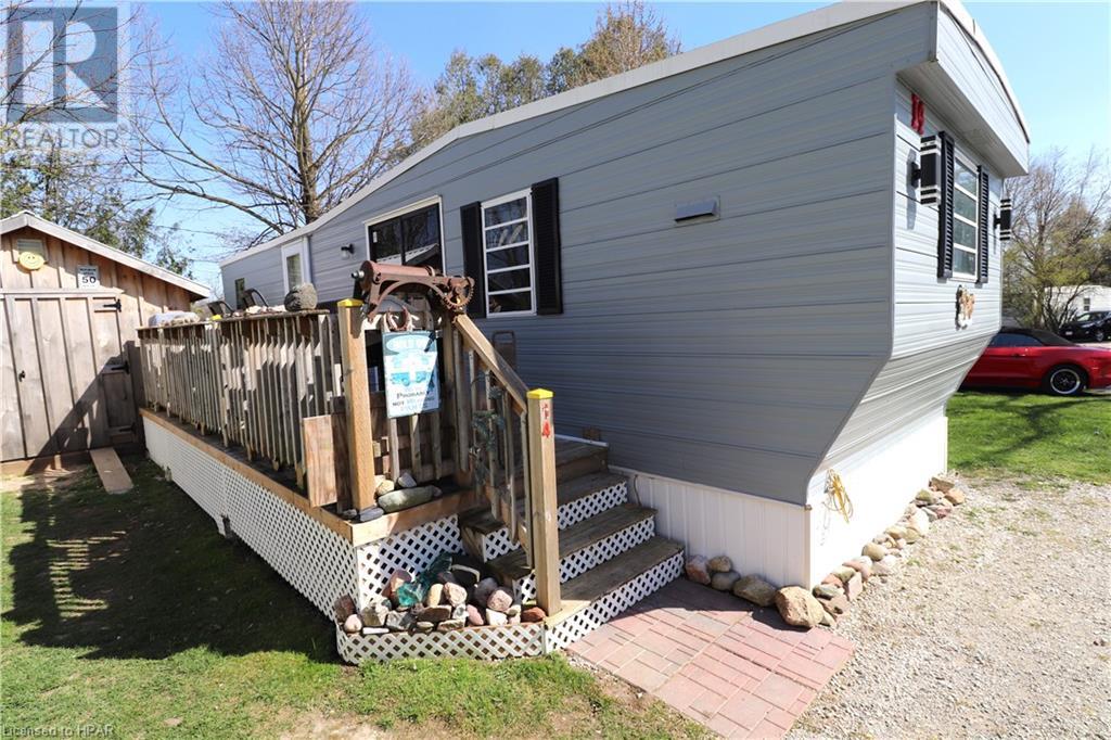 40201 Vanastra Road Unit# 14, Huron East, Ontario  N0M 1L0 - Photo 3 - 40578911