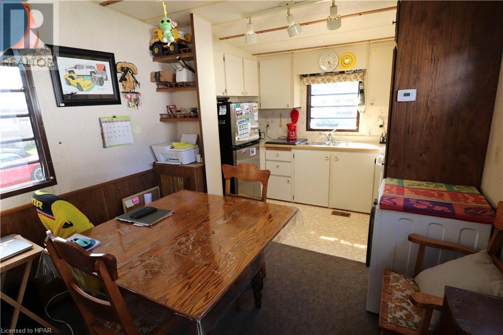 40201 Vanastra Road Unit# 14, Huron East, Ontario  N0M 1L0 - Photo 9 - 40578911