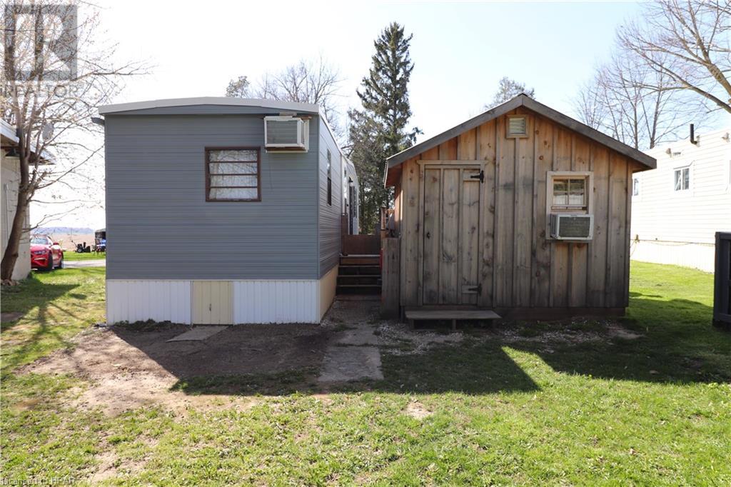 40201 Vanastra Road Unit# 14, Huron East, Ontario  N0M 1L0 - Photo 18 - 40578911