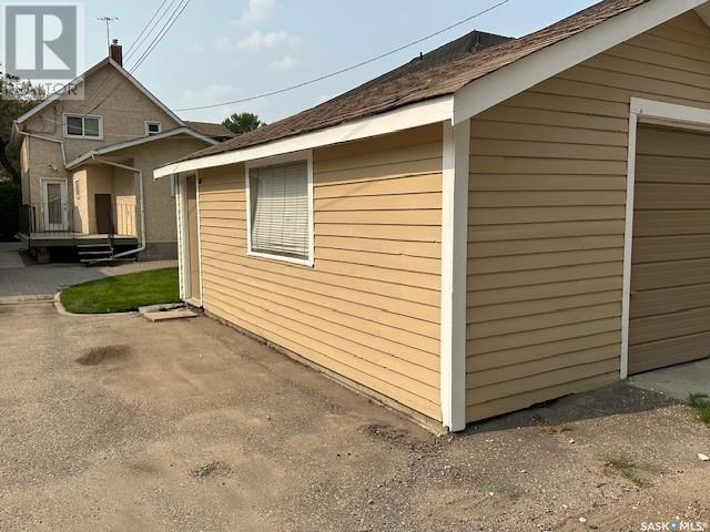 534 3rd Avenue N, Saskatoon, Saskatchewan  S7K 2J7 - Photo 2 - SK965590