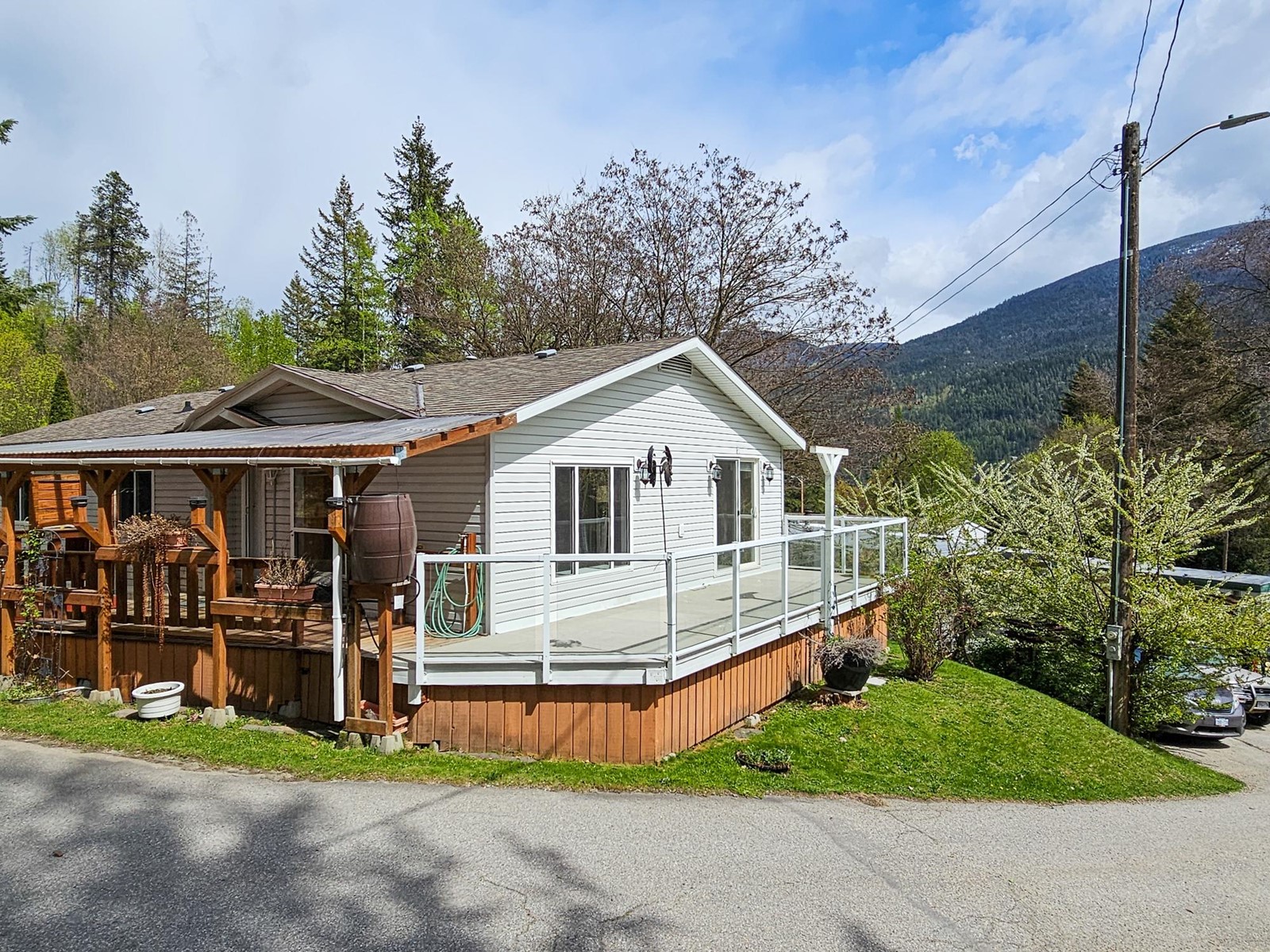 60 - 739 HIGHWAY 3A, nelson, British Columbia