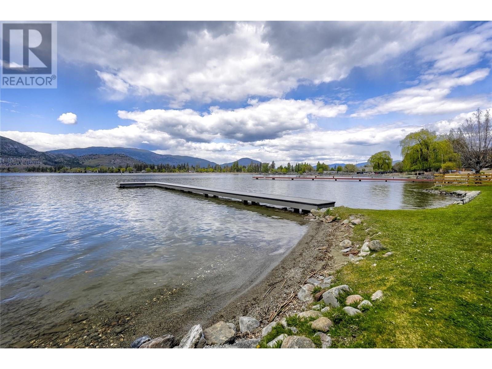 3951 Lakeside Road, Penticton, British Columbia  V2A 8W3 - Photo 32 - 10311672