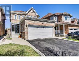 7 WILDBERRY CRES