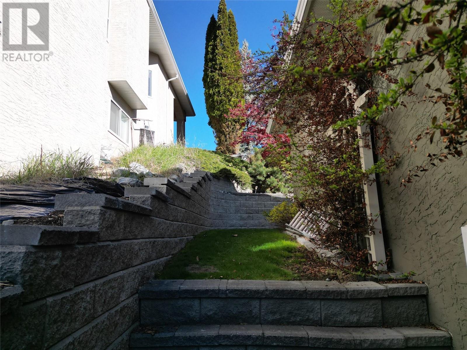 2258 Lillooet Crescent, Kelowna, British Columbia  V1V 1T1 - Photo 13 - 10311778
