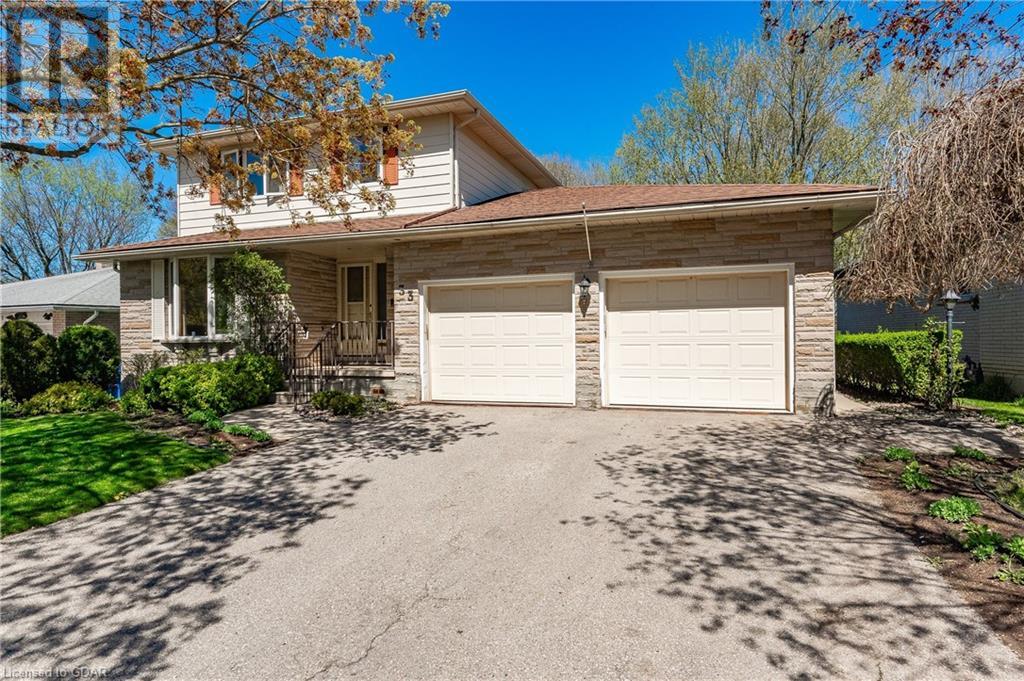 33 APPLEWOOD Crescent, guelph, Ontario