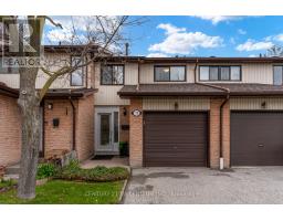70 FOSTER CRES