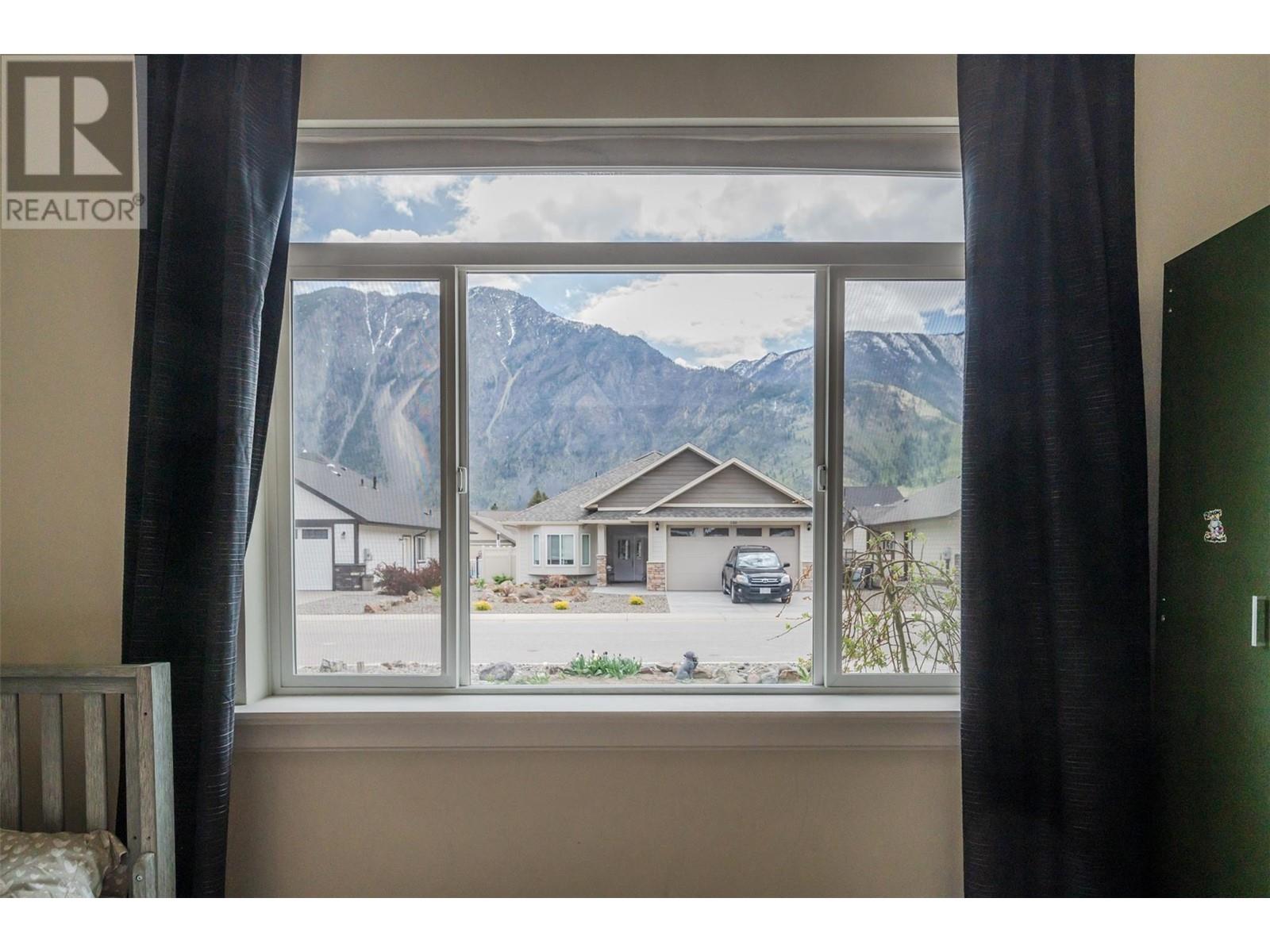 331 Forner Crescent, Keremeos, British Columbia  V0X 1N3 - Photo 32 - 10310616