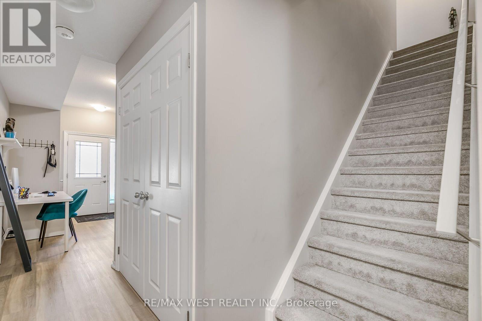 62 - 107 Westra Drive, Guelph, Ontario  N1K 0A5 - Photo 7 - X8303432