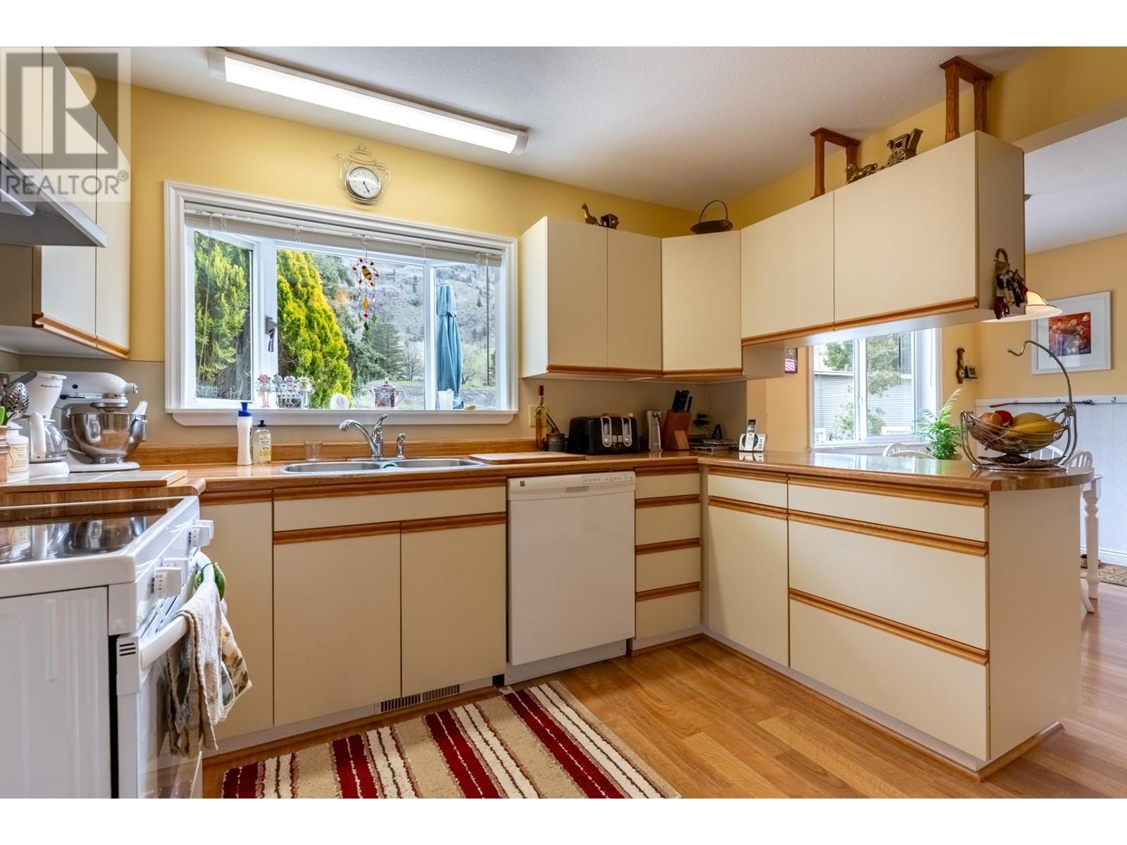 4145 Mickey Frontage Road, Cache Creek, British Columbia  V0K 1H1 - Photo 4 - 178238