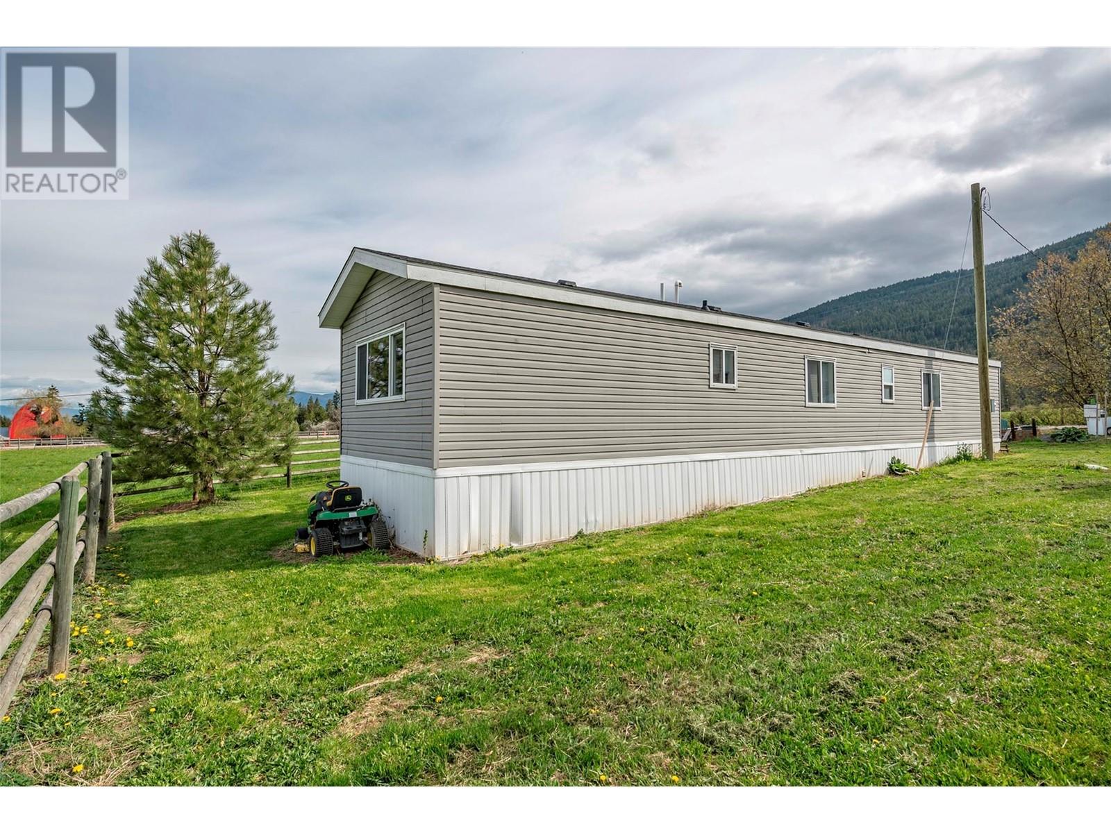 1121 Mountain View Road Armstrong, BC V0E1B8_37