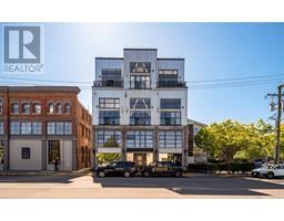 302 555 Chatham St Downtown