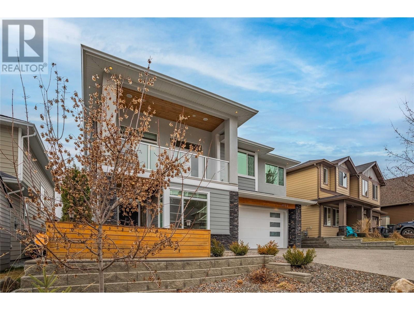 2033 Sunview Drive West Kelowna