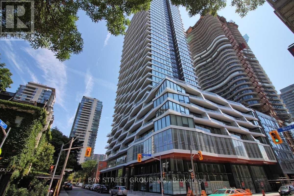<h3>$2,400<small> Monthly</small></h3><p>#3708 -85 Wood St, Toronto, Ontario</p>