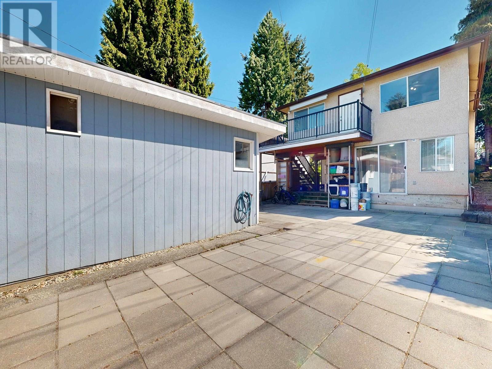 Listing Picture 27 of 35 : 5543 DUNDEE STREET, Vancouver / 溫哥華 - 魯藝地產 Yvonne Lu Group - MLS Medallion Club Member