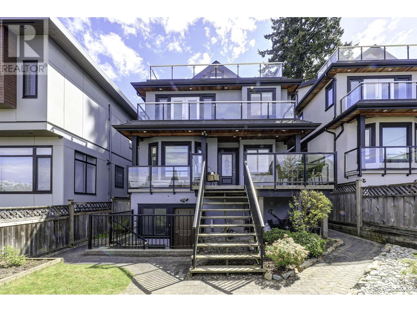 Listing Picture 28 of 30 : 3113 W 26TH AVENUE, Vancouver / 溫哥華 - 魯藝地產 Yvonne Lu Group - MLS Medallion Club Member