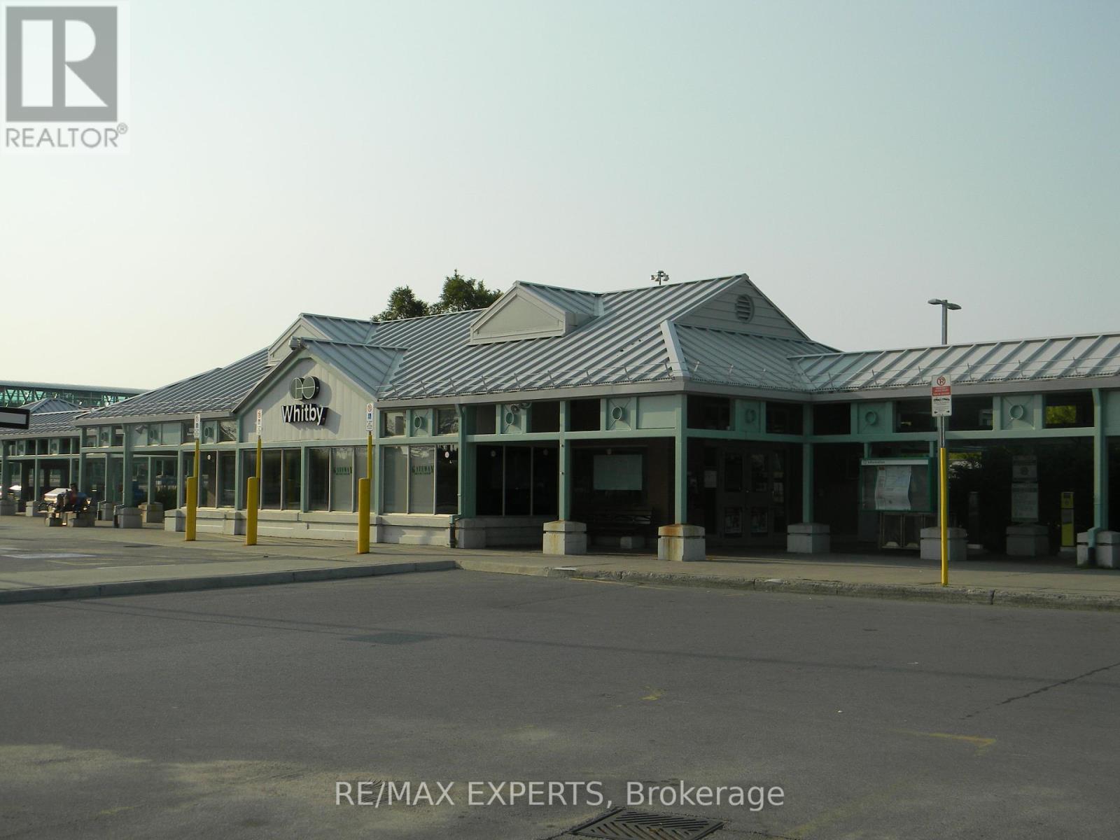 5 Haydock Way, Whitby, Ontario  L1N 0M6 - Photo 32 - E8306060