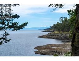 825 Cedar Bough Spur, sidney island, British Columbia