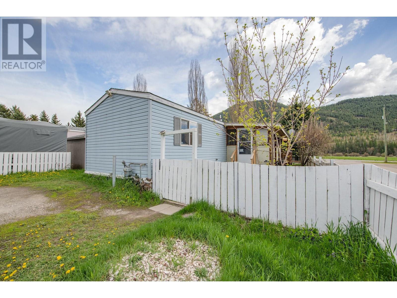 446 Mabel Lake Road Unit# E1a, Lumby, British Columbia  V0E 2G5 - Photo 1 - 10313070
