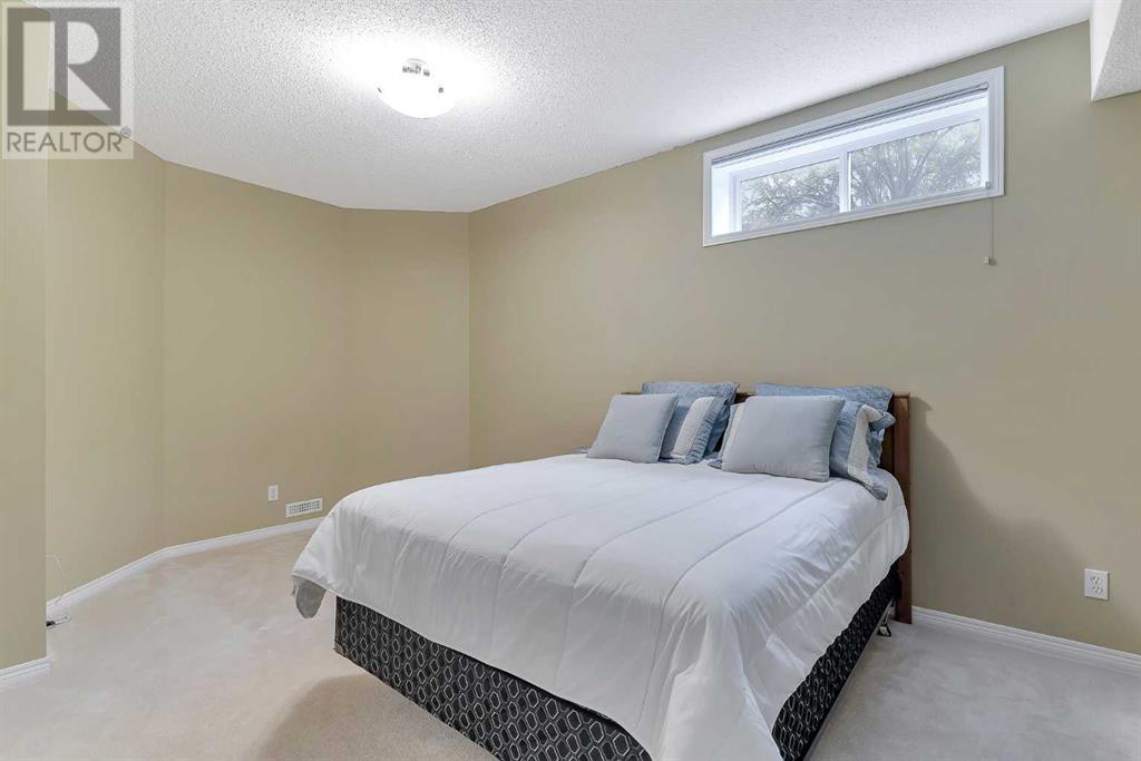2 Canso Court Sw, Calgary, Alberta  T2W 3B1 - Photo 36 - A2128721
