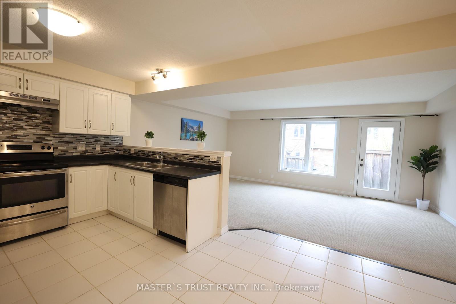 31 - 167 Arkell Road E, Guelph, Ontario  N1L 0J9 - Photo 5 - X8307092