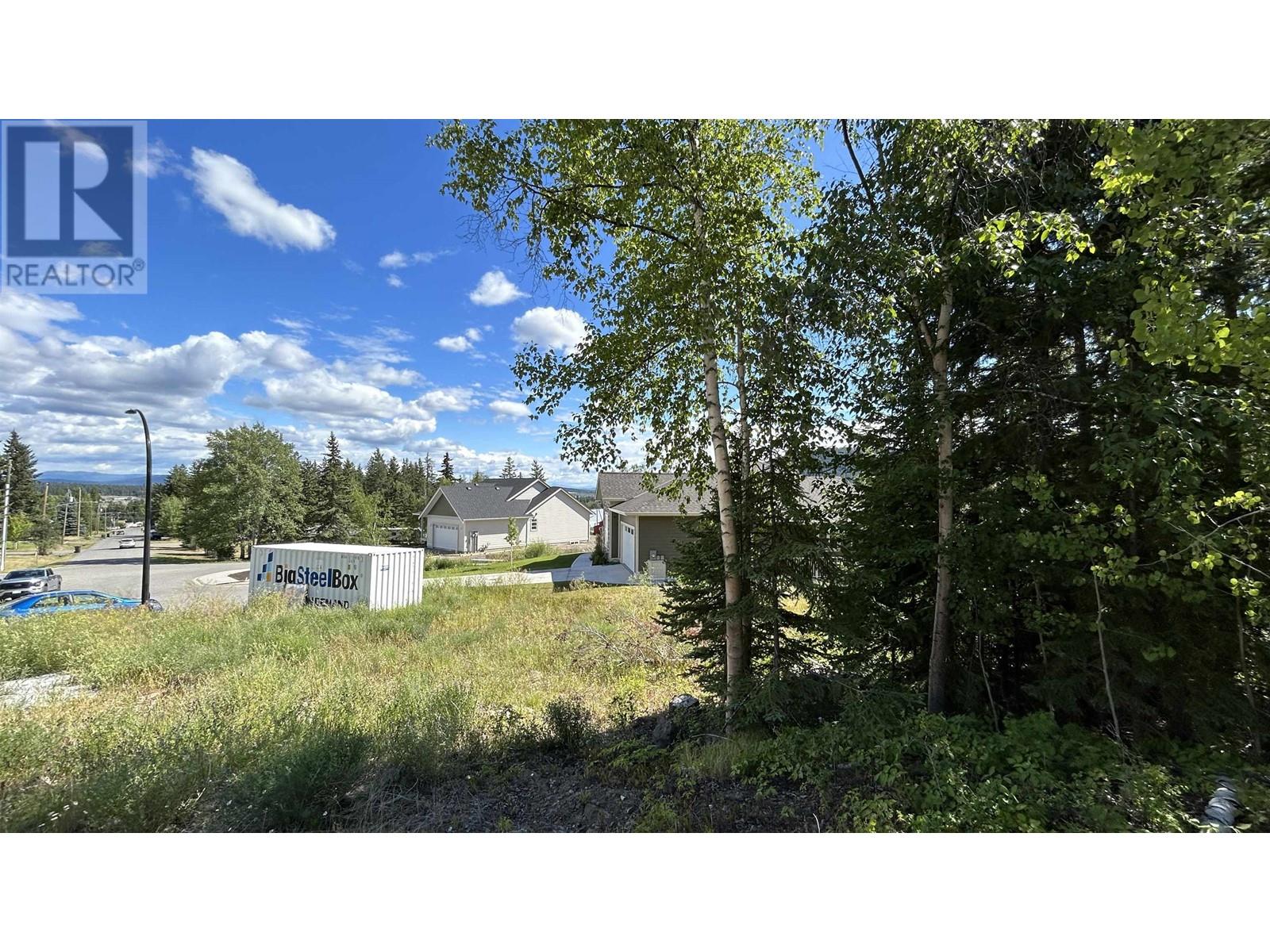 Lot 4 SPRUCE PLACE, 100 mile house, British Columbia