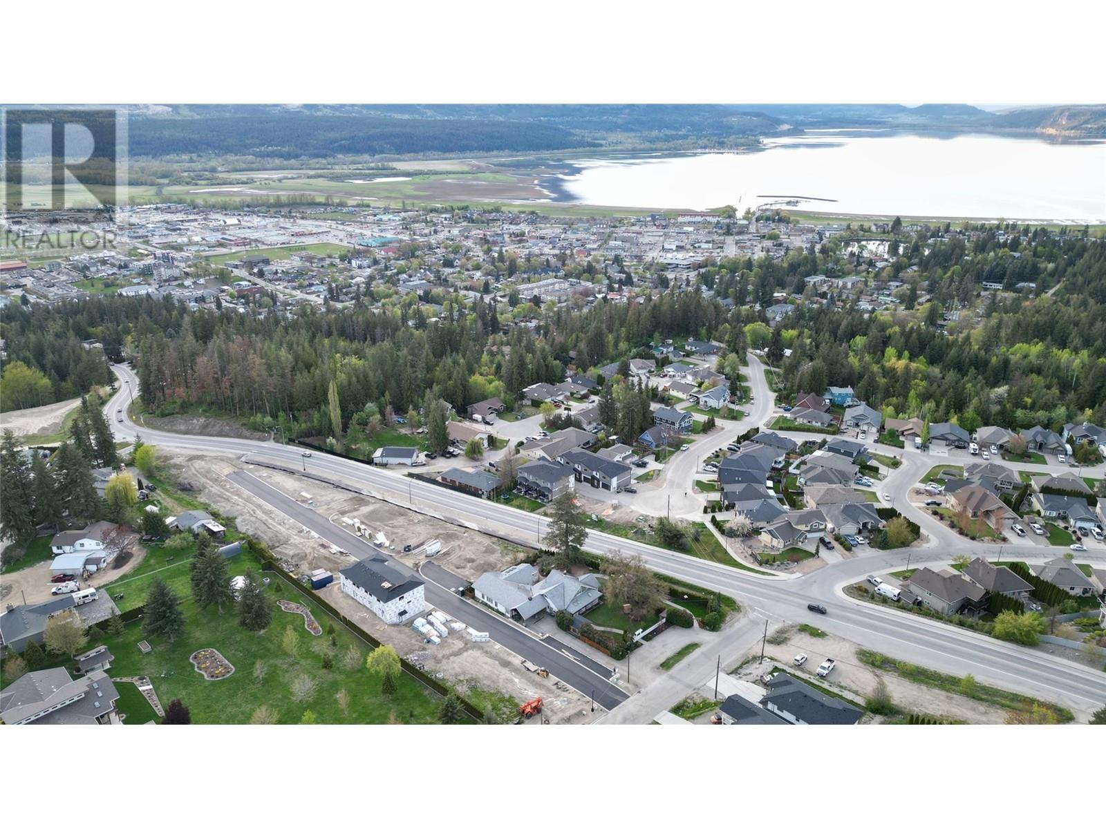 981 12 Street Se Unit# Prop. 11, Salmon Arm, British Columbia  V1E 2C8 - Photo 29 - 10313032