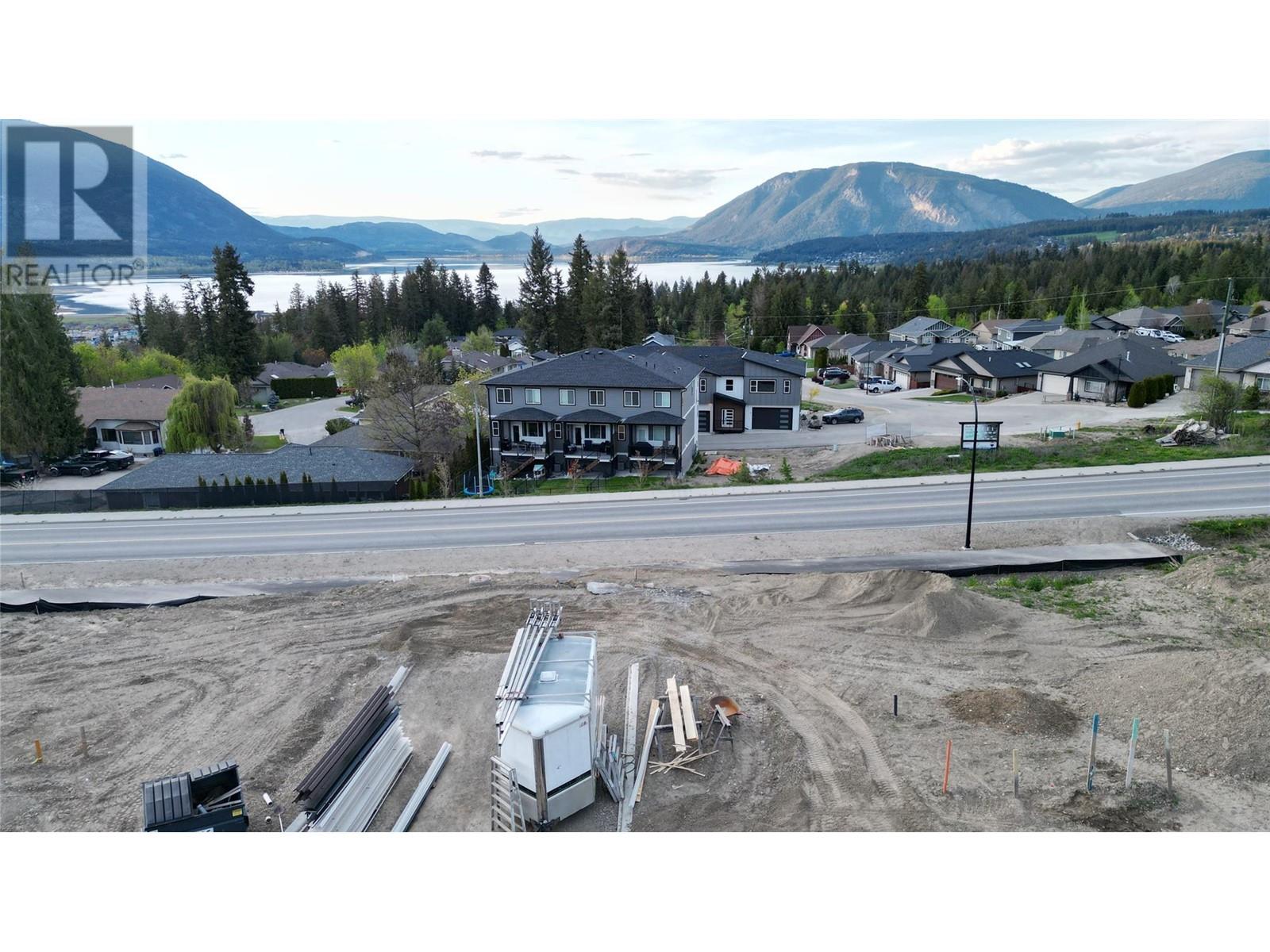 981 12 Street Se Unit# Prop. 11, Salmon Arm, British Columbia  V1E 2C8 - Photo 24 - 10313032