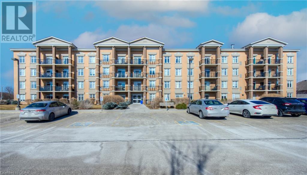 <h3>$439,900</h3><p>2 Colonial Drive Unit# 102, Guelph, Ontario</p>