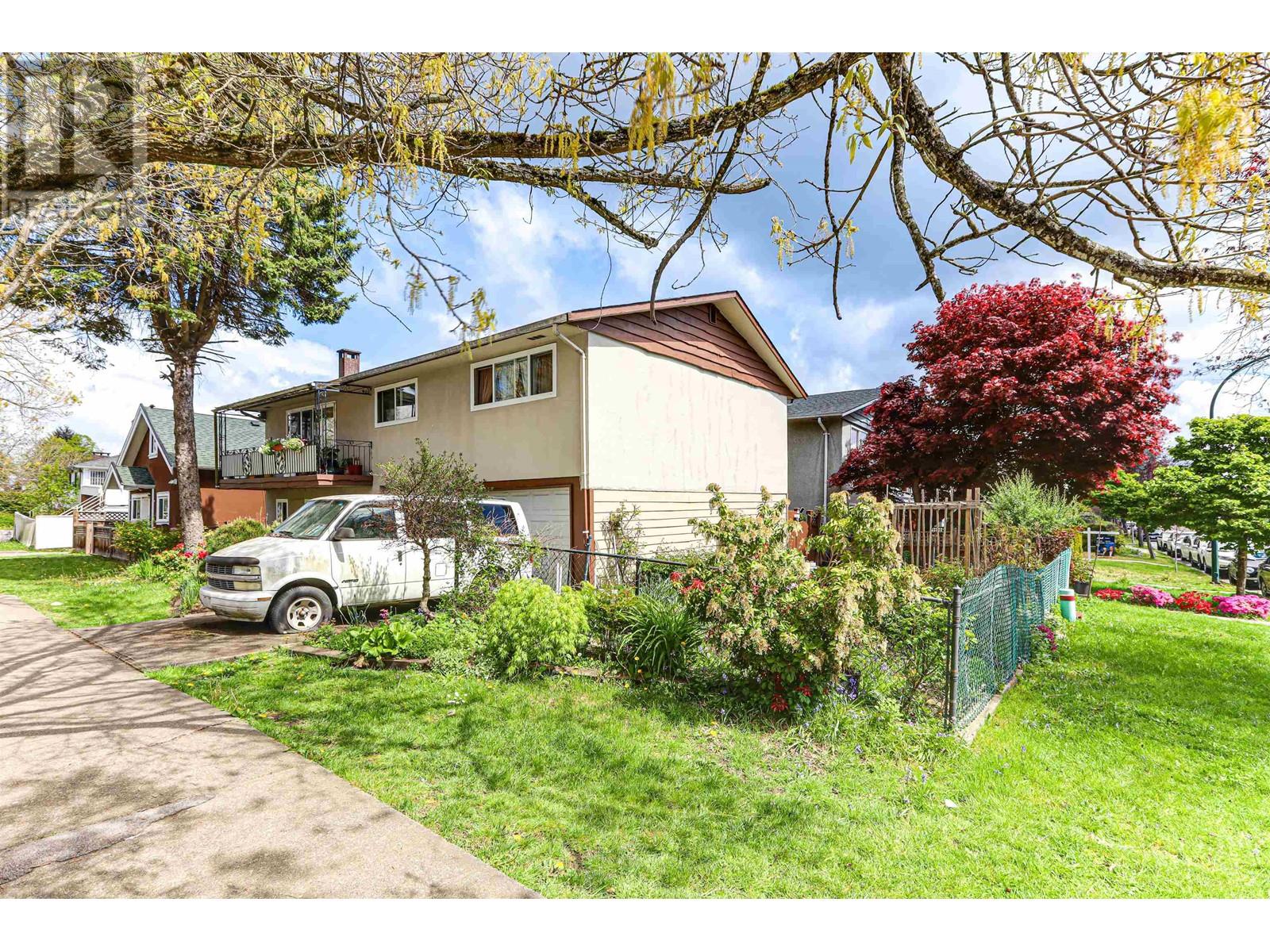 Property at 6388 ELLIOTT STREET image 5